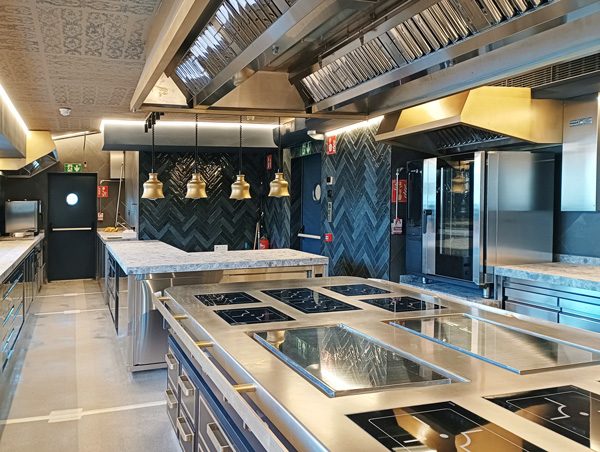 reforma de la cocina del hotel