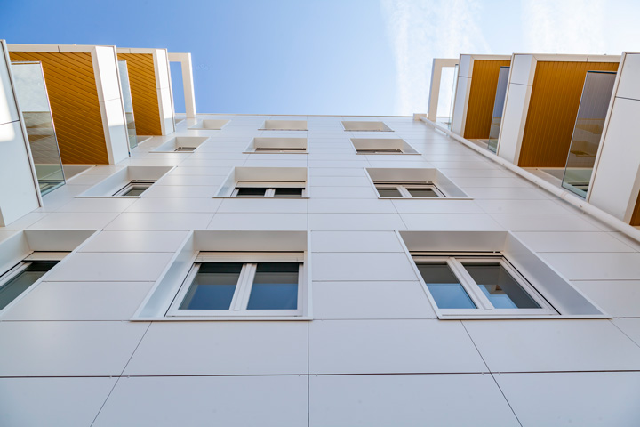 edificio de viviendas en gipuzkoa, detalle de la fachada