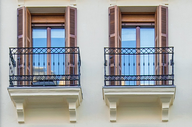 rehabilitación de fachada en gipuzkoa, detalle de los balcones